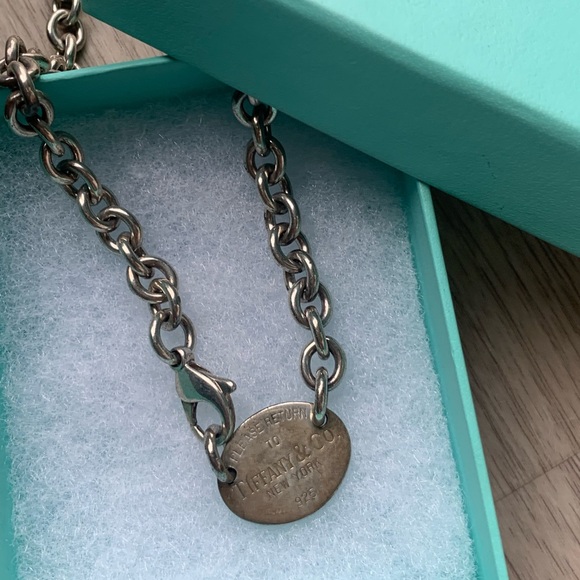 Tiffany & Co. Oval Return to Tiffany Chain Necklace - Picture 1 of 3